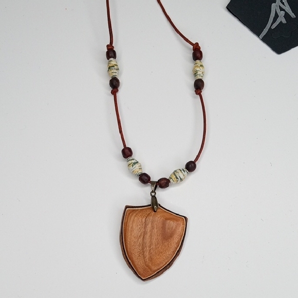 Hand Crafted Jewelry - Hand Crafted Brown and Cream Necklace